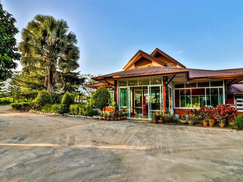 Oyo 416 Golden Nakara Resort Maesai Mae Sai Exterior photo