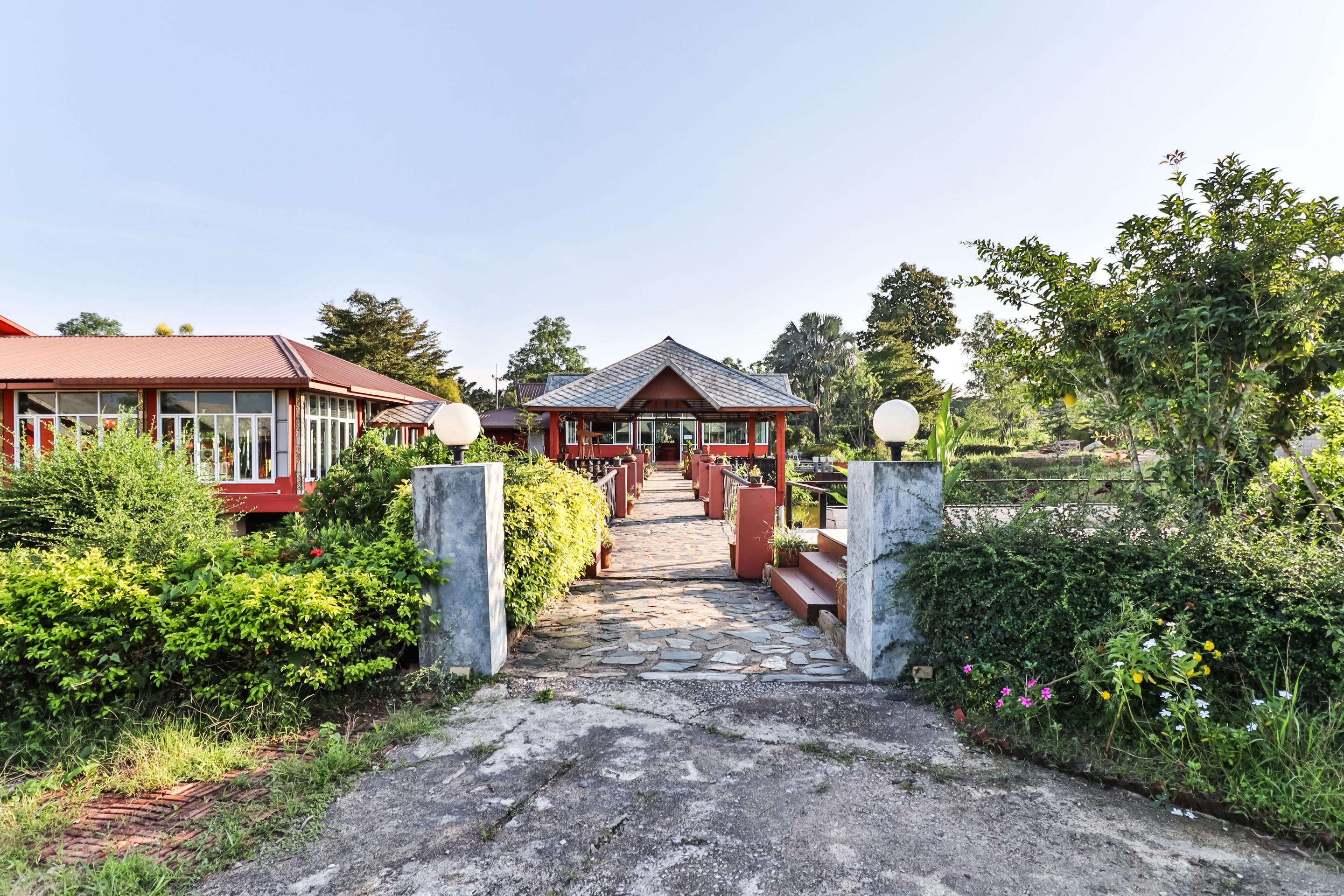 Oyo 416 Golden Nakara Resort Maesai Mae Sai Exterior photo